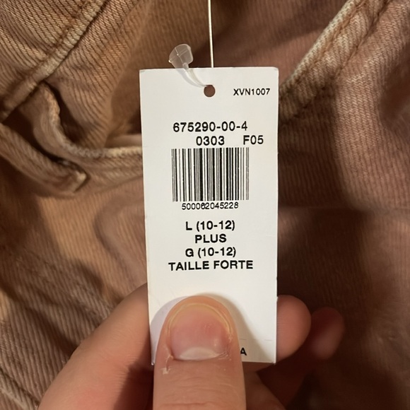 NWT Pink jean skirt - Picture 3 of 3